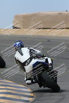 media/Mar-13-2022-SoCal Trackdays (Sun) [[112cf61d7e]]/Turn 10 Backside (105pm)/